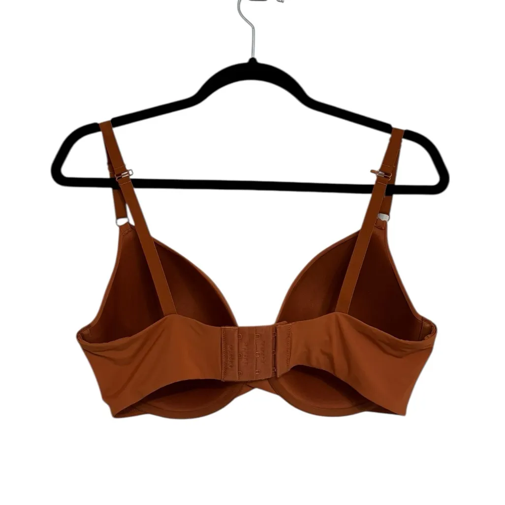 Harper Wilde The Base T - Image 2