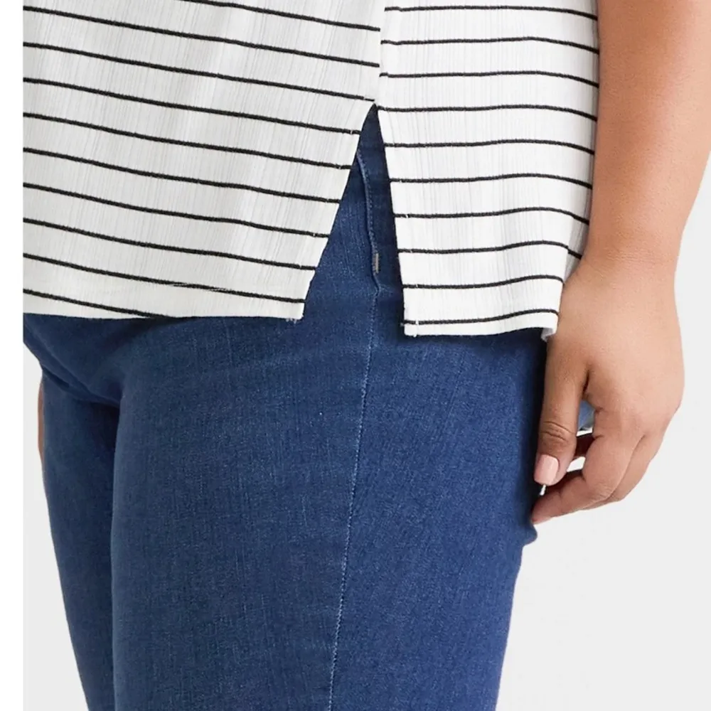 TERRA & SKY Womens Tunic Tee Top Size 4X 28W-30W Side Slits Loose Knit New - Image 4