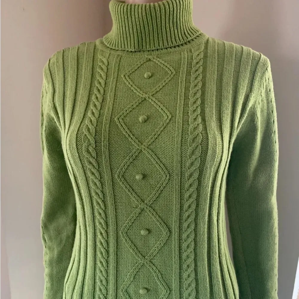 Cable Knit Turtleneck Parrot Green Cotton Acrylic Sweater Womens Medium Cozy Size undefined - Image 10