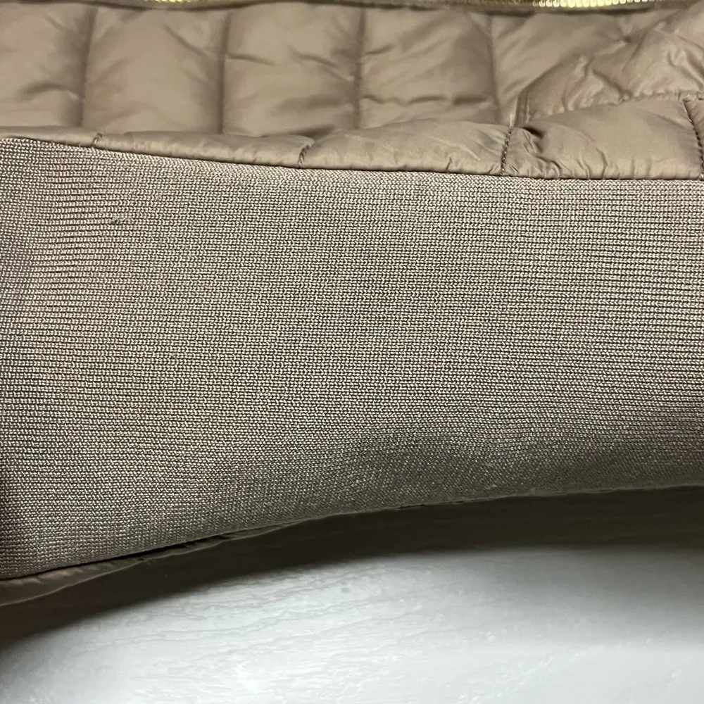 Love Tree Women’s Puffer vest - Tan - Size Large - Image 2