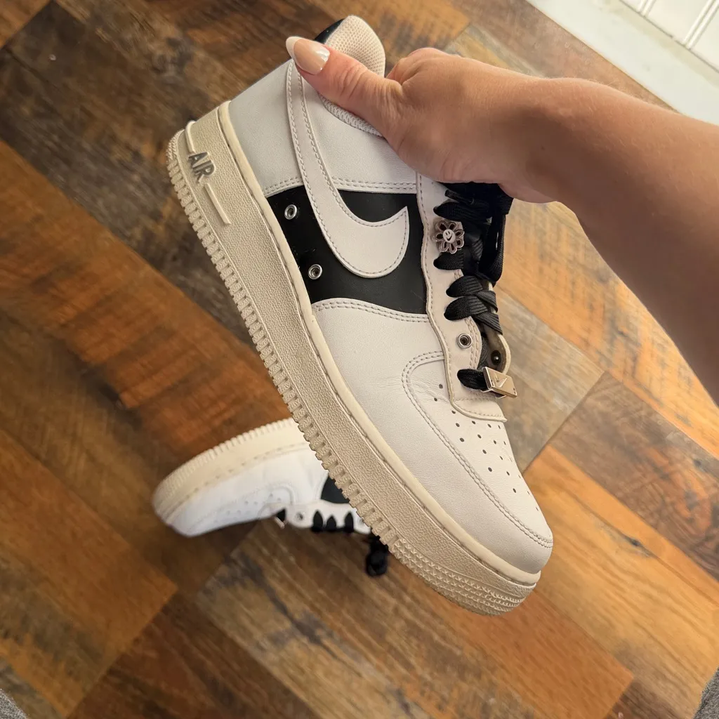 Nike Air Force 1 Low '07 PRM white black sneakers shoes mens 7.5 women’s 9 - Image 10