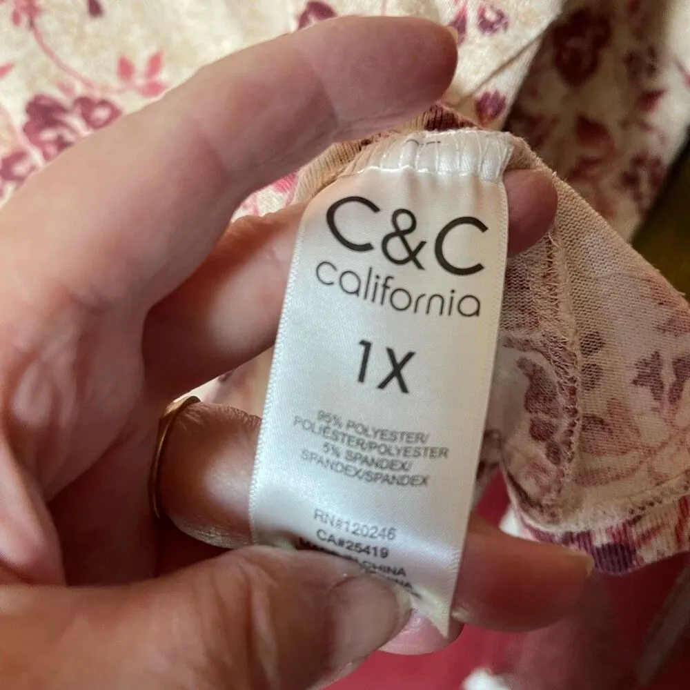 C & C California size 1X floral V neck sweater. - Image 4