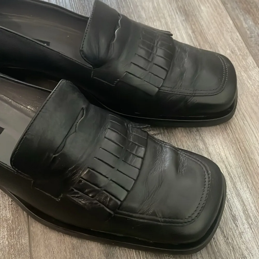 Bally Leather Black Square toe Loafers Size 8 - Image 2