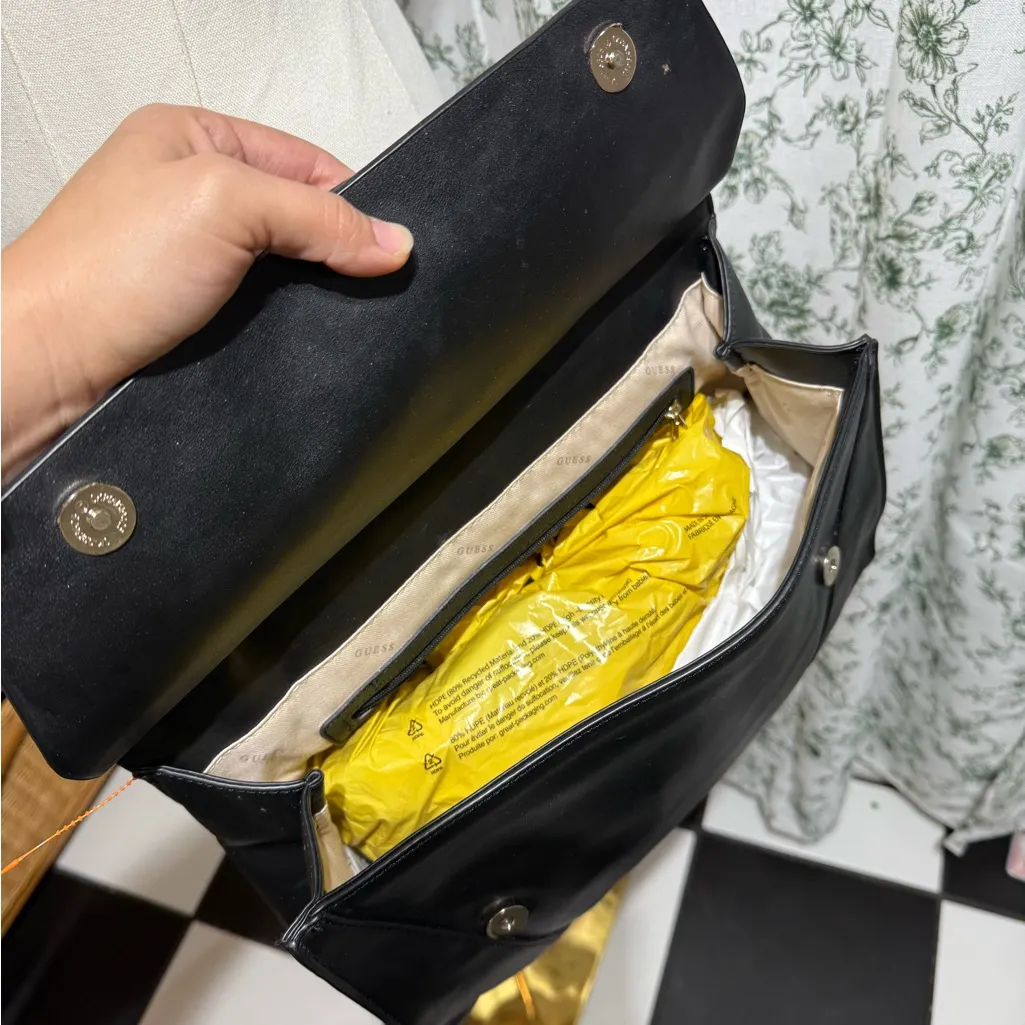 Guess purse black - Image 8