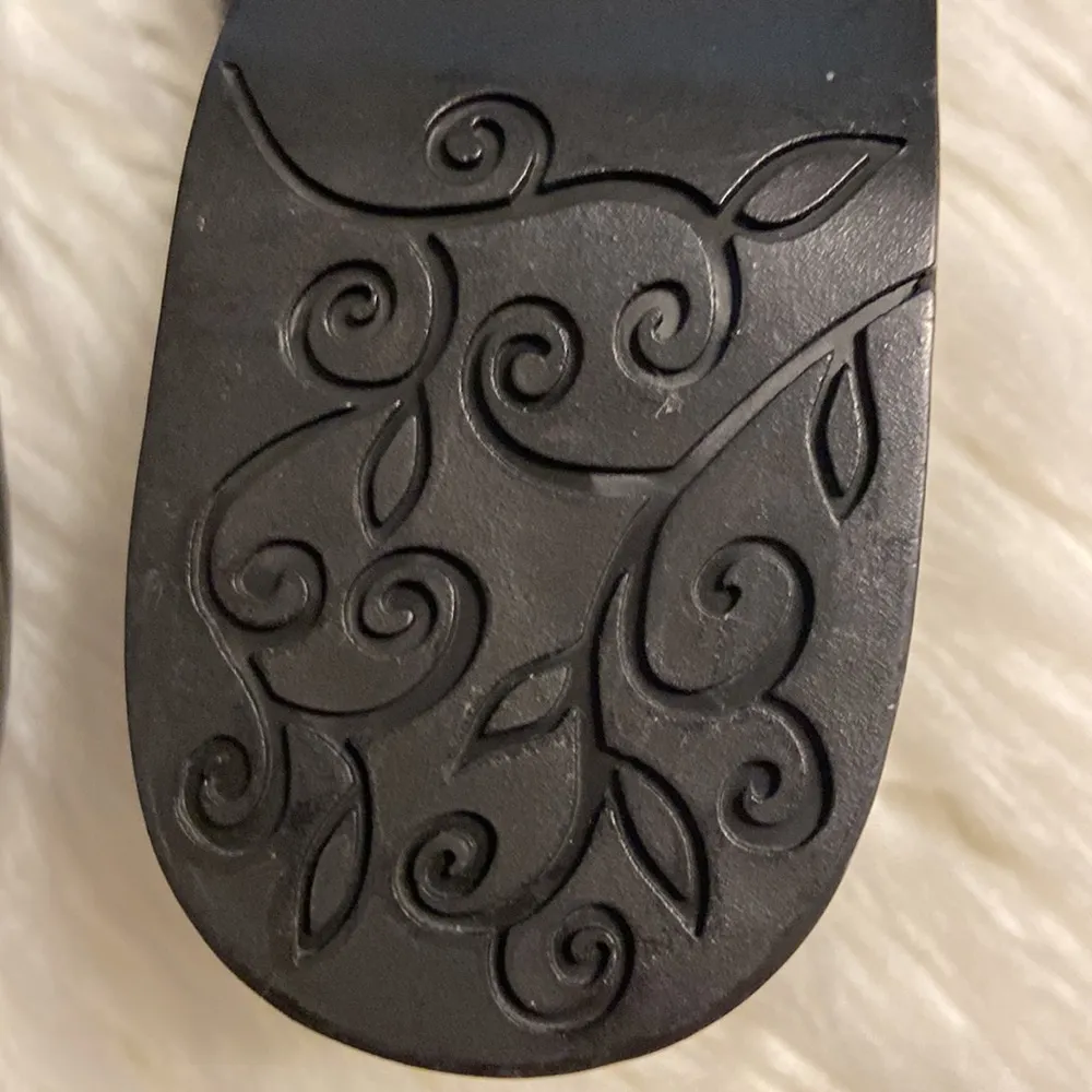 Brighton  Loafers with Horsebit Detail BNWOT size 8M see all photos - Image 6