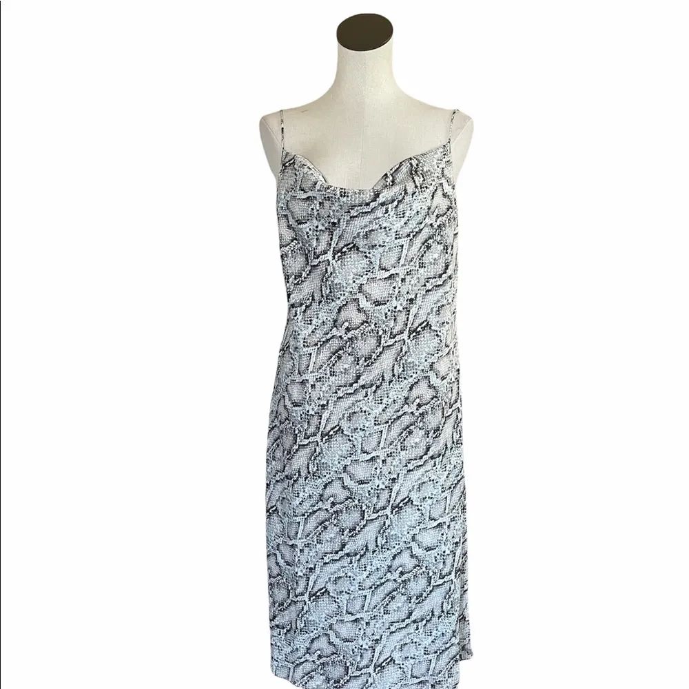 NWT CARA SANTANA CAN YOU LIGHTEN UP Python Satin Dress Size L - Image 6