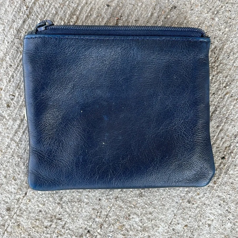 Etienne Aigner Navy Blue Coin Purse Zippered Key ring chain Vintage Korea - Image 3