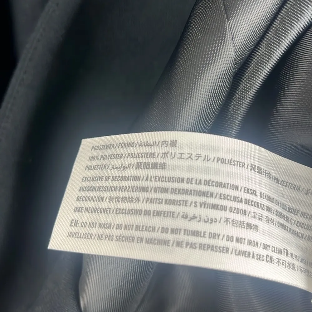 Abercrombie & Fitch women’s classic blazer jacket - Image 3