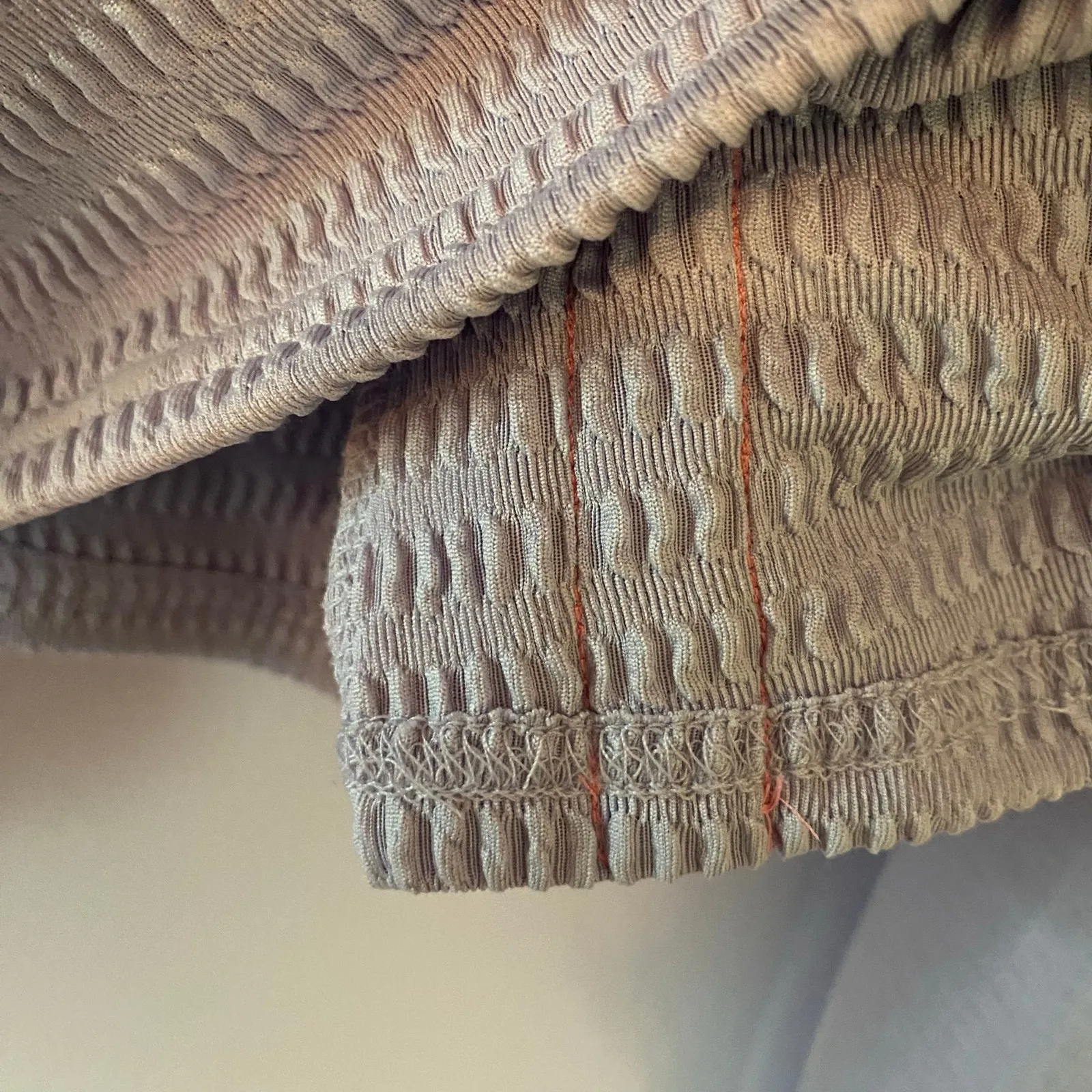 Anthropologie Purple Balloon Puff Sleeve Smocked Blouse Top Women's size XS - Image 10