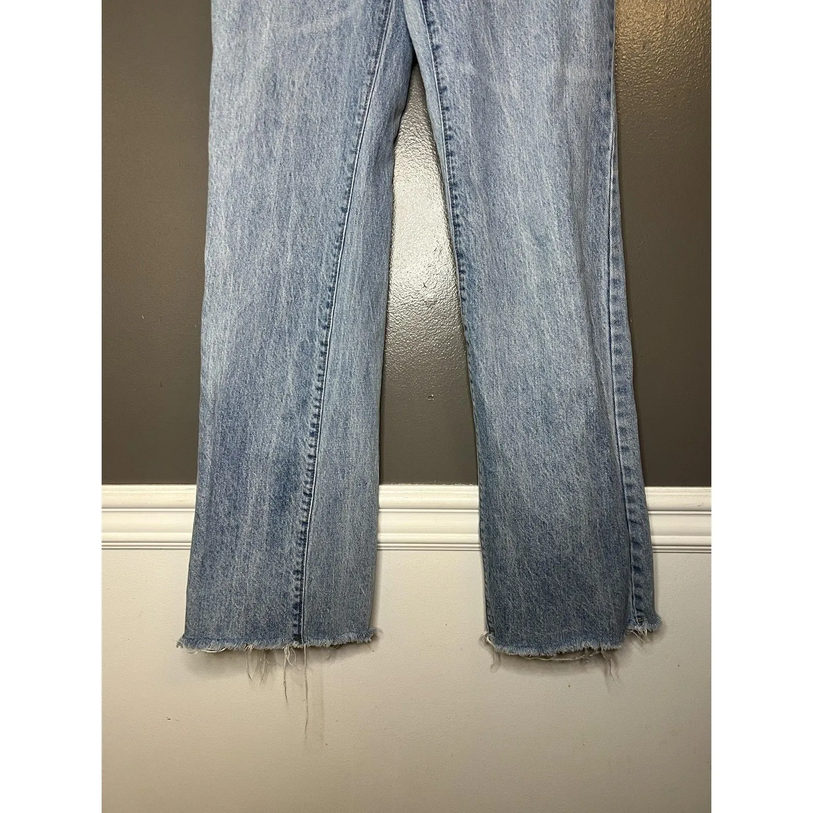 Wild Fable Jeans Womens 0 Light Blue Low-Rise Bootcut Raw Hem Frayed Denim Y2K - Image 3