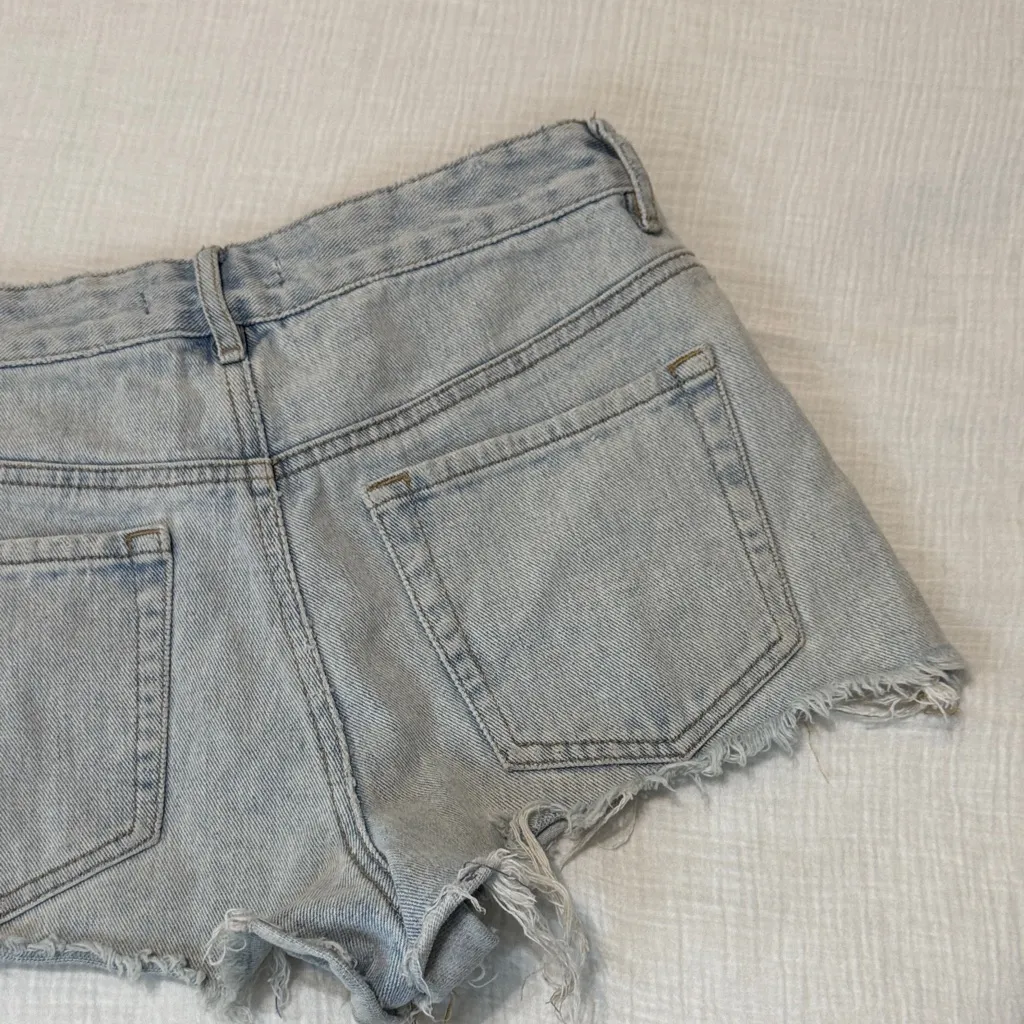 PacSun Light Blue Distressed Denim Shorts - Image 9
