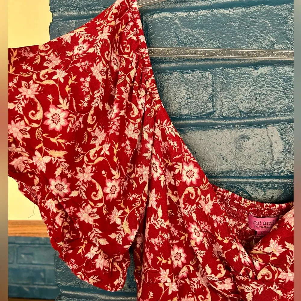 NWT Floral Flowy Blouse - Image 6