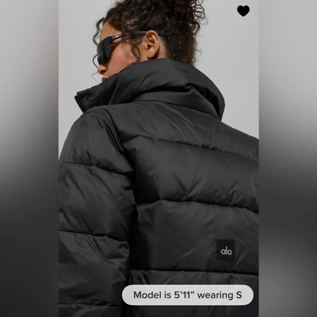 ALO Yoga NWT Gold Rush Puffer Jacket Full Zip, zipper pocket, very warm Black M - Image 2