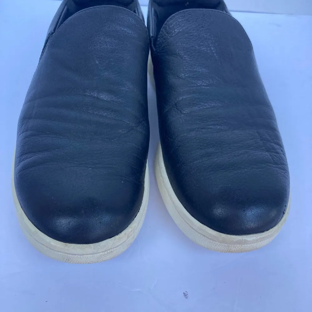 Eileen Fisher Women's Black Leather Slip On Sneakers Size 7 - Image 3