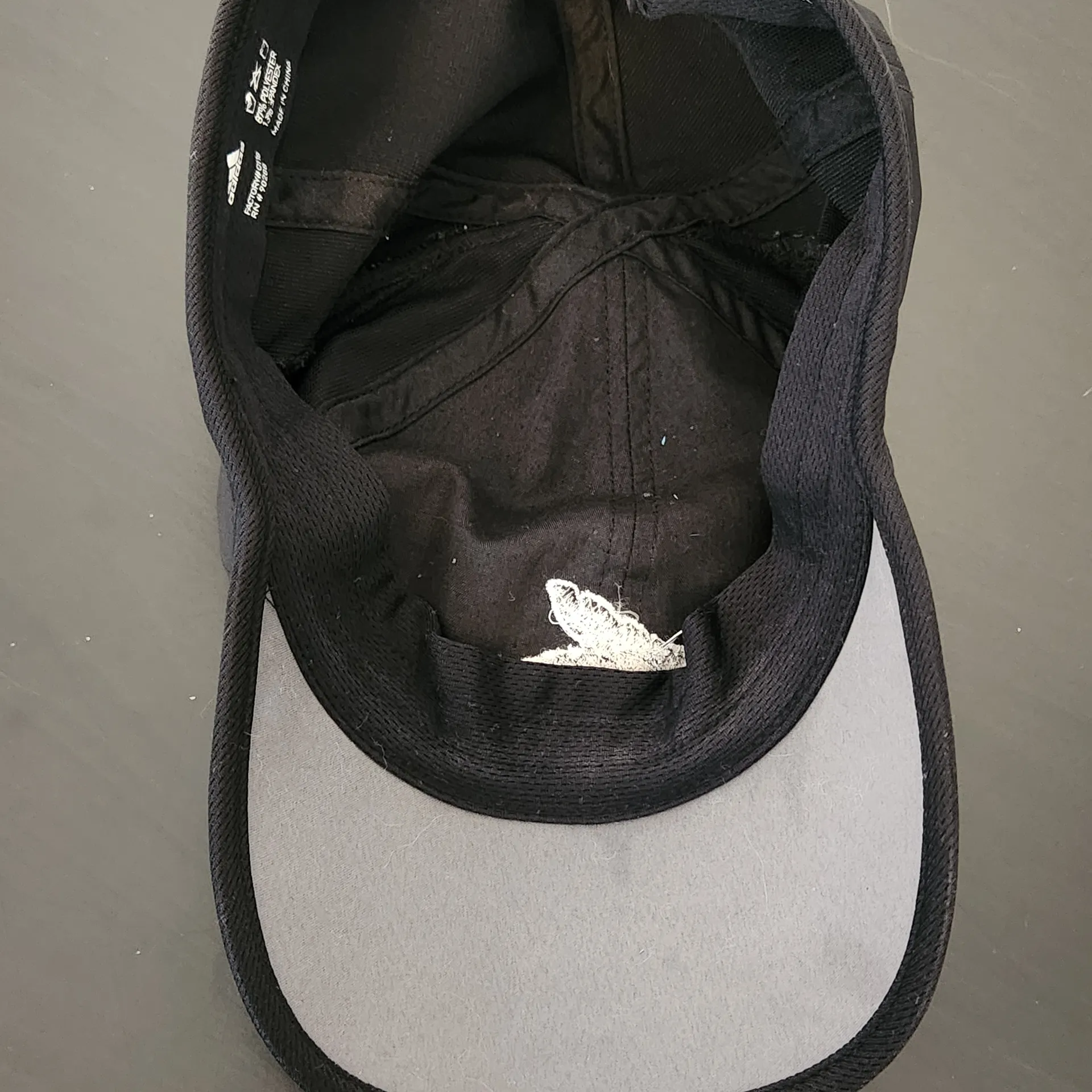 Adidas Women's Baseball Cap with Feather Detail Adjustable Size - Image 6
