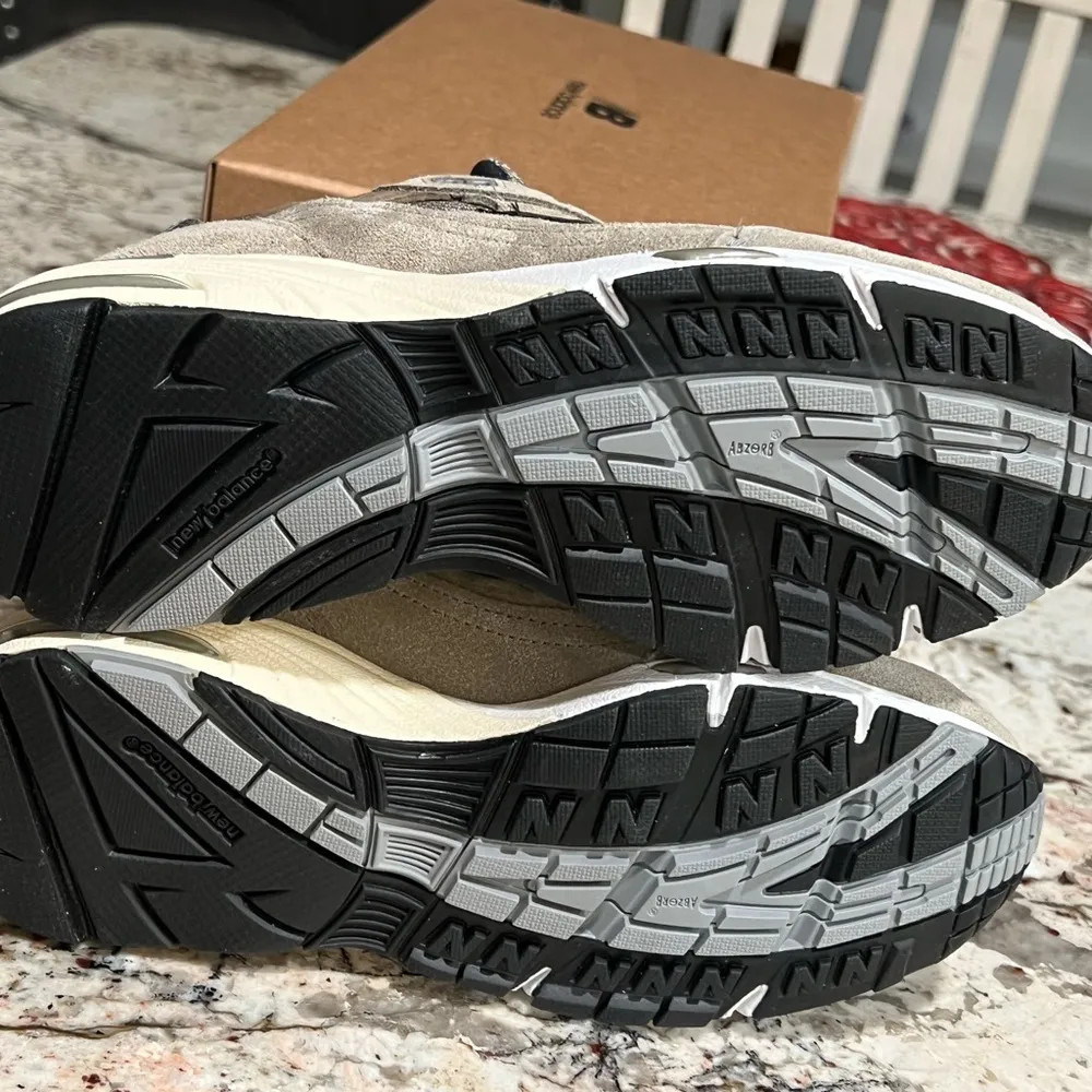 New Balance 991 MiUK JJJJound Grey Olive Size 5.5 IN HAND - Image 5