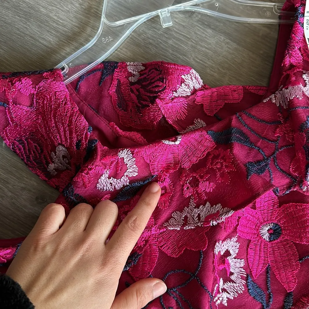 Halston Bright Raspberry Dress with Floral lace embroidery - Image 10