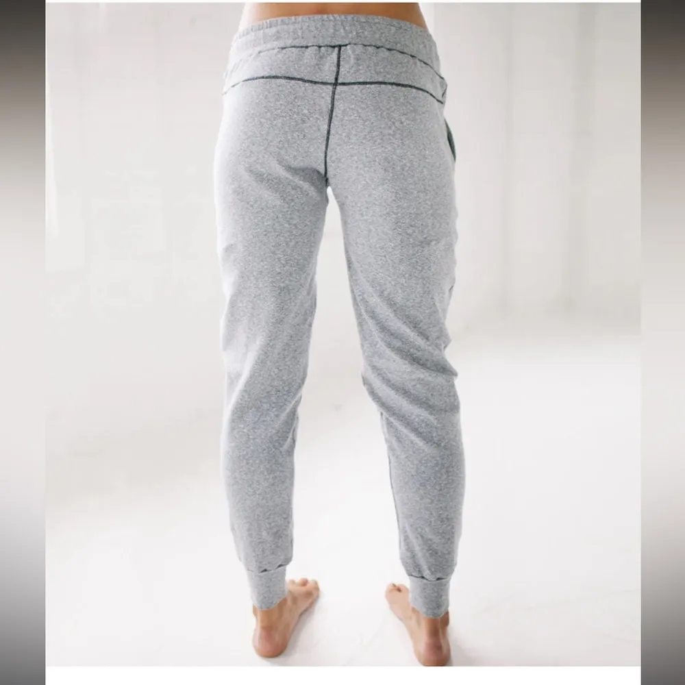 ALBION FIT Albion AT EASE JOGGERS heather gray size small - Image 2