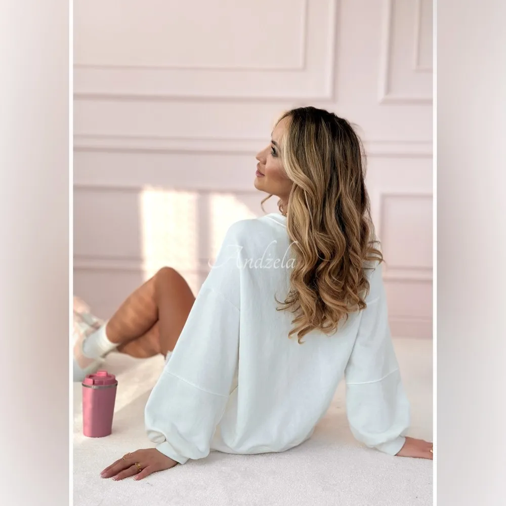 White and Pink 'Mon Chéri' Sweatshirt Size 6 - Image 2