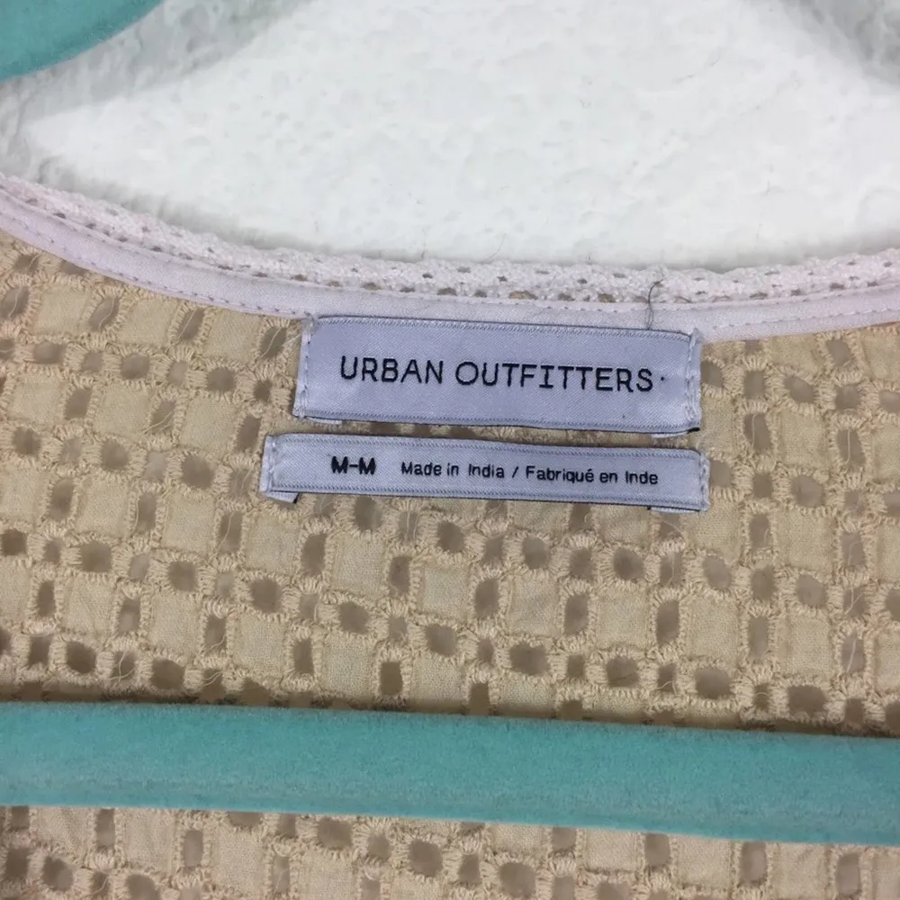 Urban Outfitters Kay Cream Tan Patchwork 70s Eyelet Shift Mini Dress Medium - Image 5