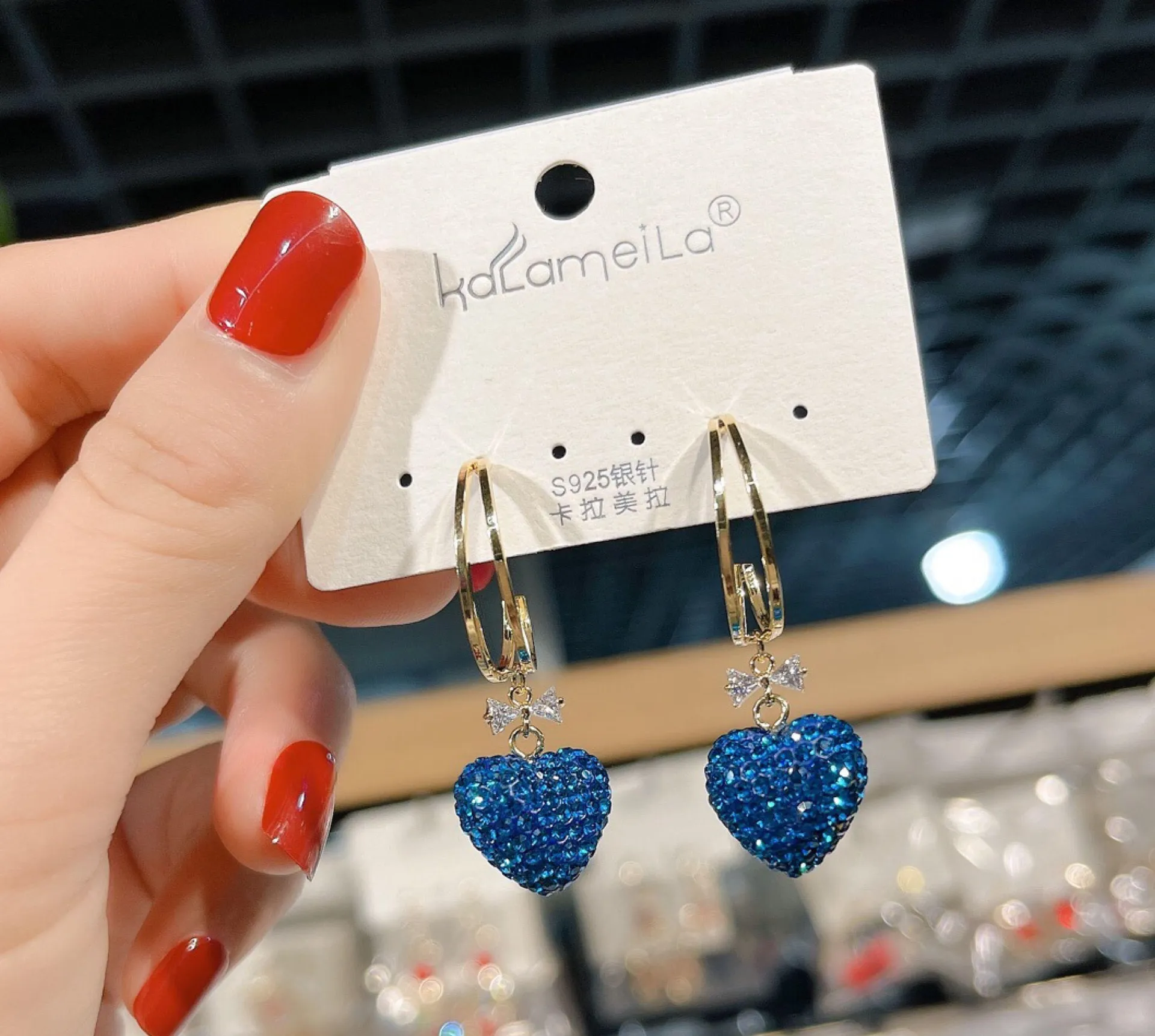 Women's Blue Diamond Love Heart Dangle Drop Earrings - Image 4