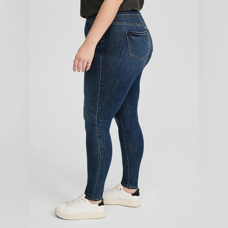 Torrid Lean Jean Skinny High-Rise Front Fade Dark Wash Jean Jeggings - size 2 - Image 13