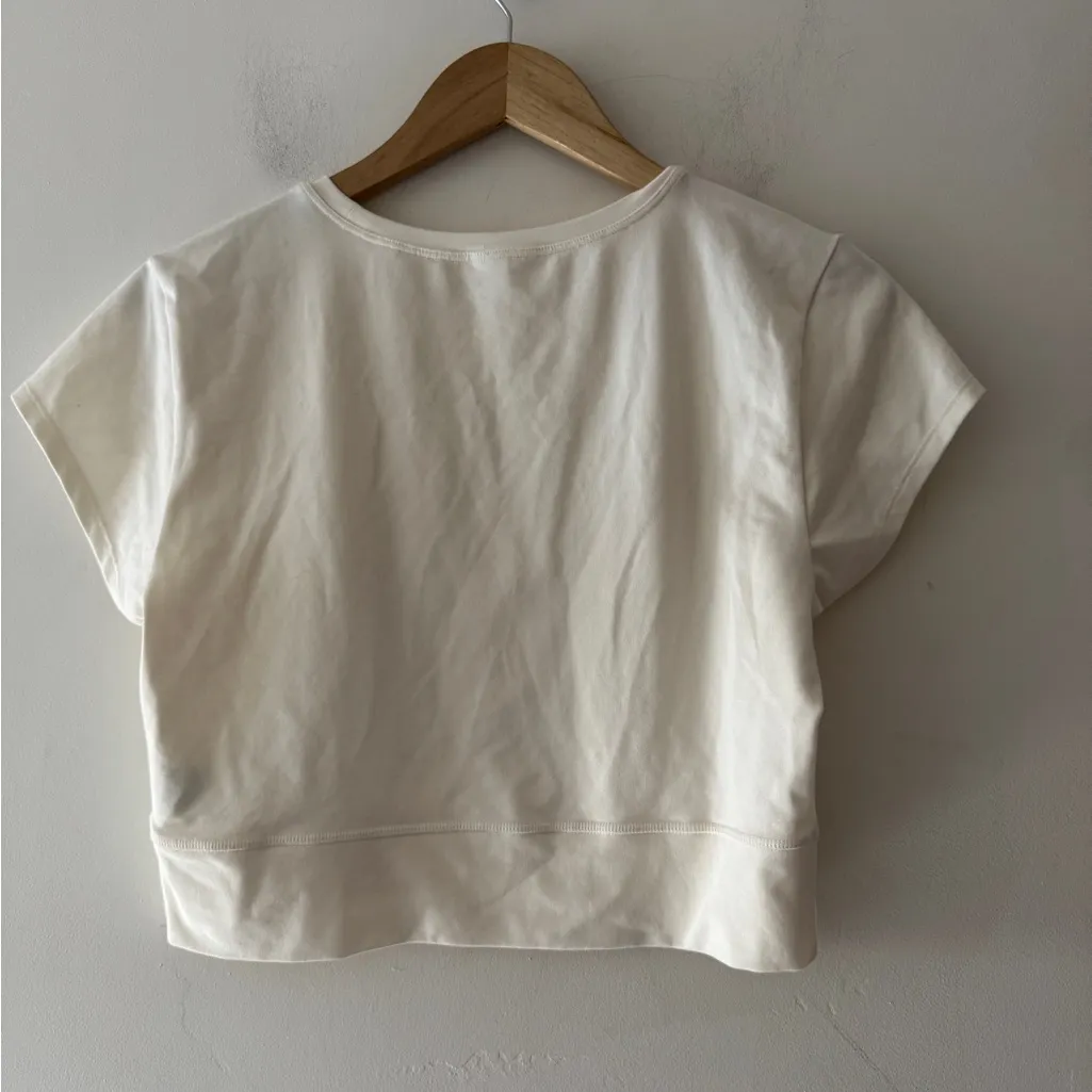 Old Navy Powerchill Go Dry Off White Crop Top Active Criss Cross Waist - Image 2