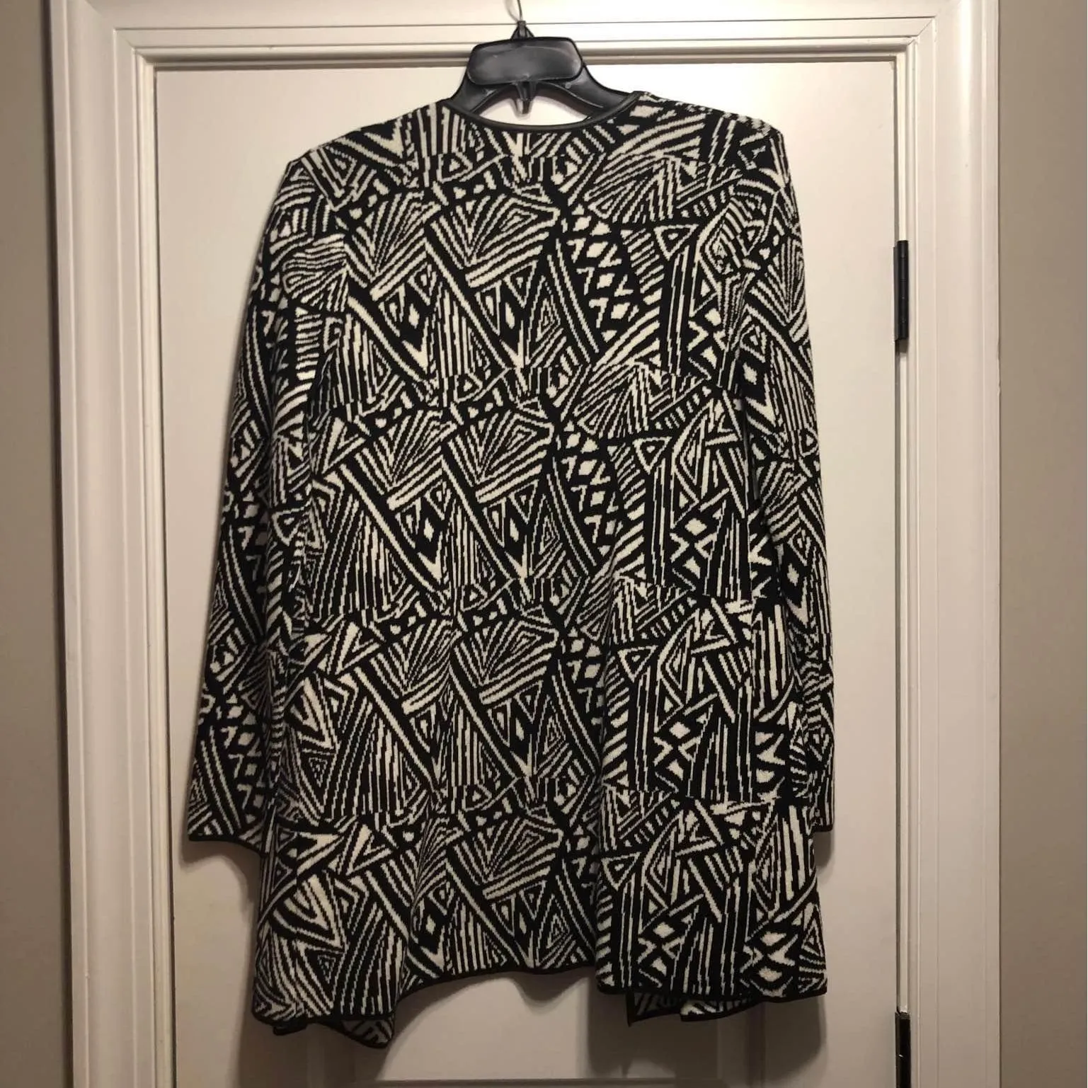 New Cato Black and White Open Front Cardigan Size Large Western Cozy Office - Image 4