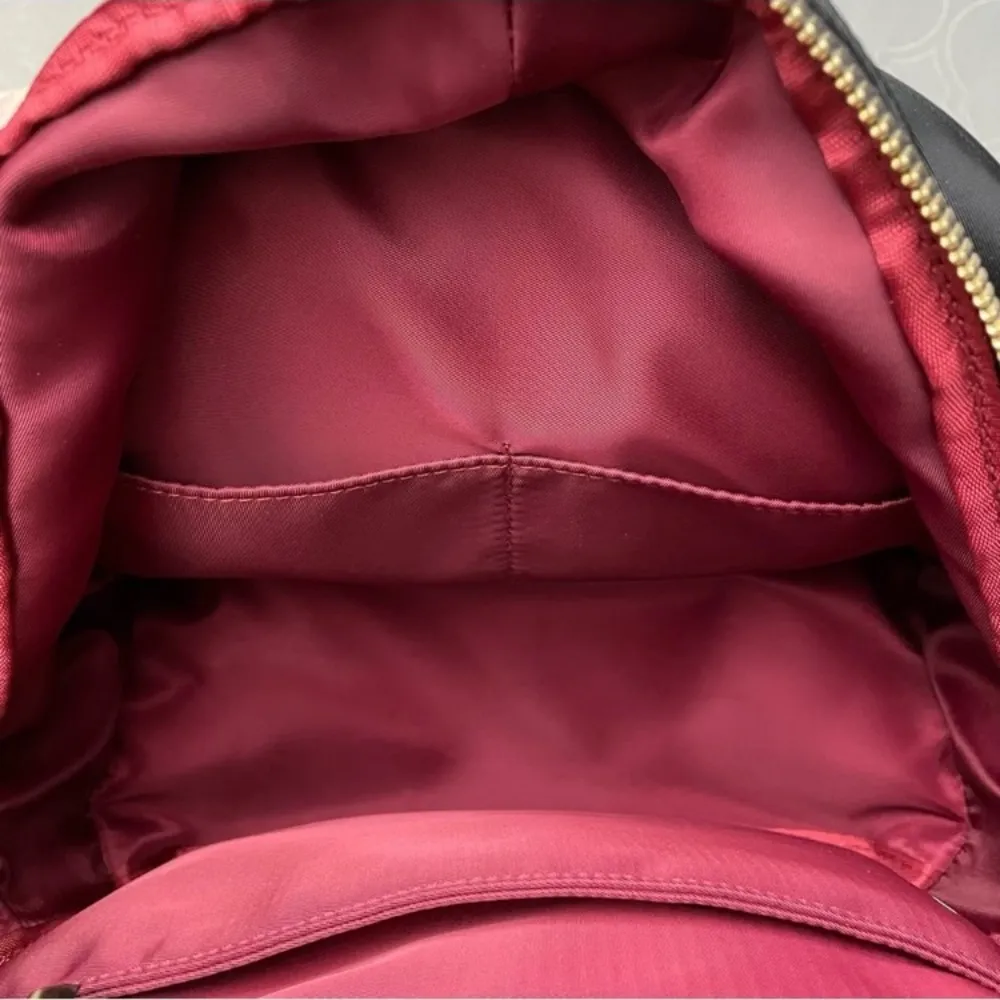 dōTERRA Classy Black gold accents Backpack essential oil holder tablet travel - Image 6