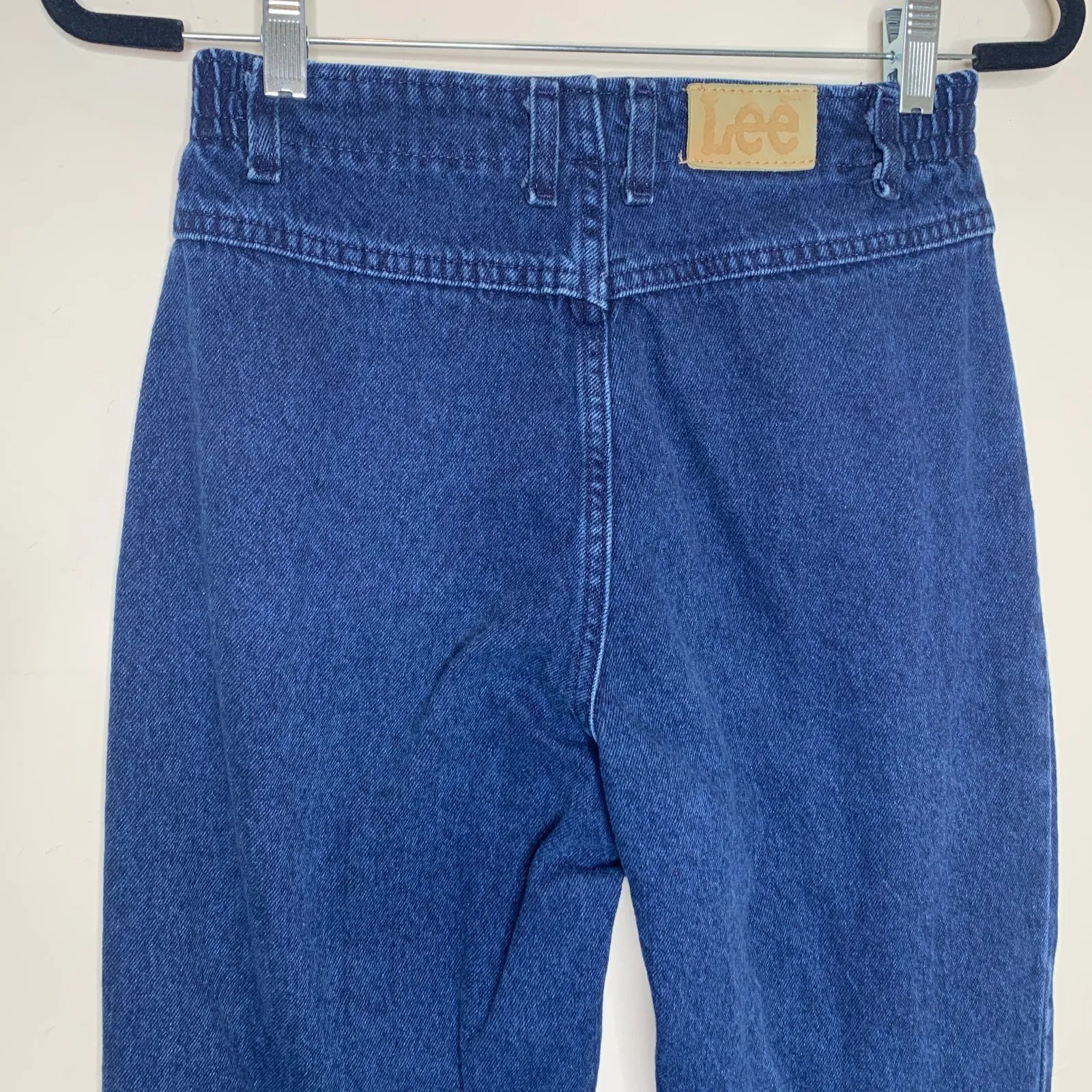 Vintge 90s Lee High Waist Jeans Sz 27" waist elastic side panels - Image 6