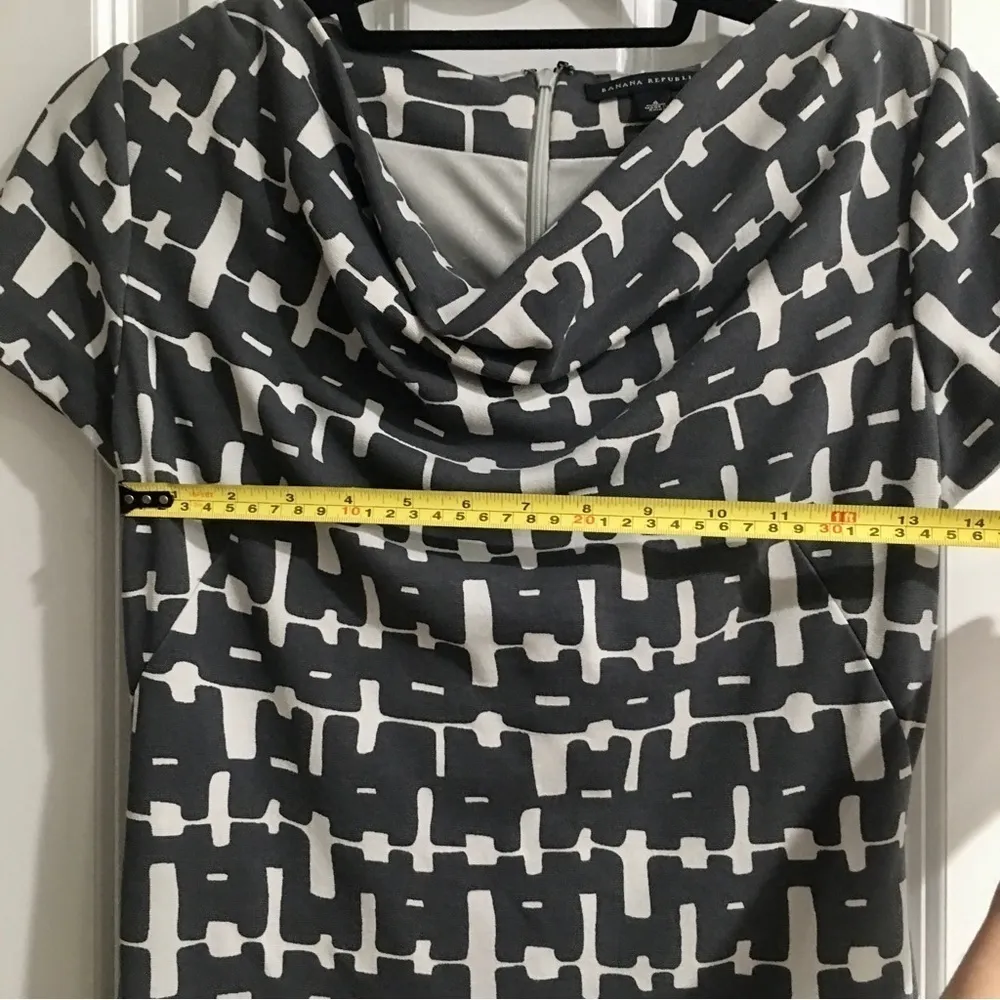 Banana Republic Abstract Print Dress, Gray, White, Neutrals, Size 4 - Image 15