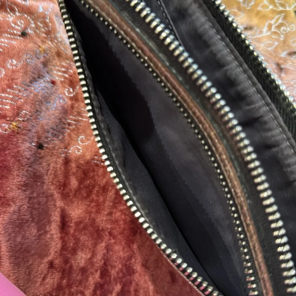 Coach Black and Gold Wristlet - Image 8