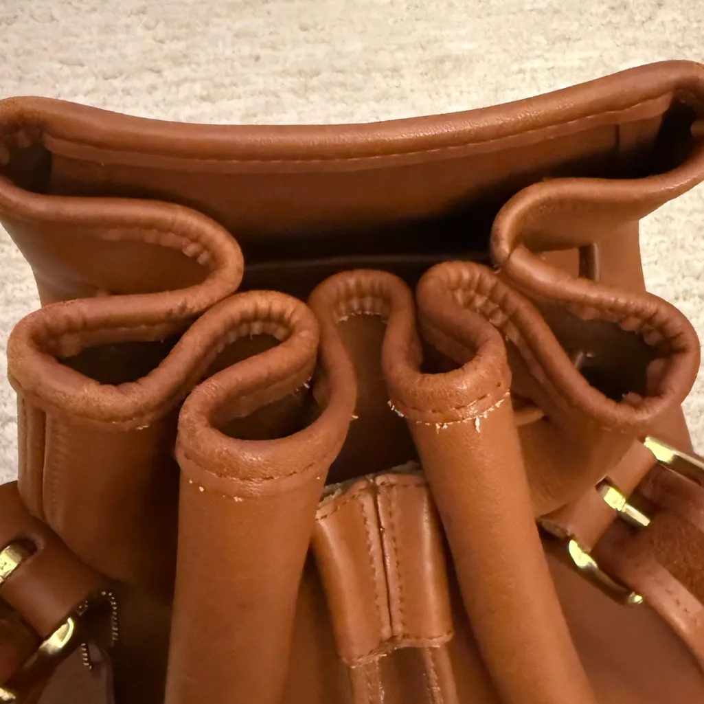 Coach British Tan Leather Lula Drawstring Bag - Image 7