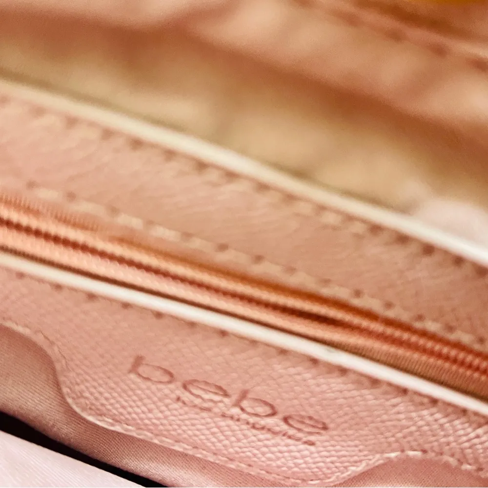 NWOT  Los Angeles Evie with shoulder strap Pink Pebble Faux Leather - Image 7