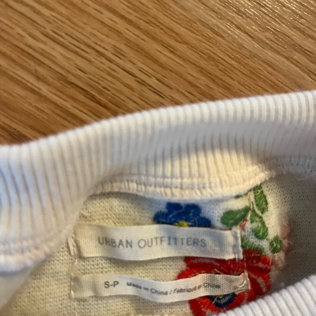 Urban Outfitters, Woman’s Fleece Crop Sweater, with Flower Decals, Size‎ S/P - Image 2