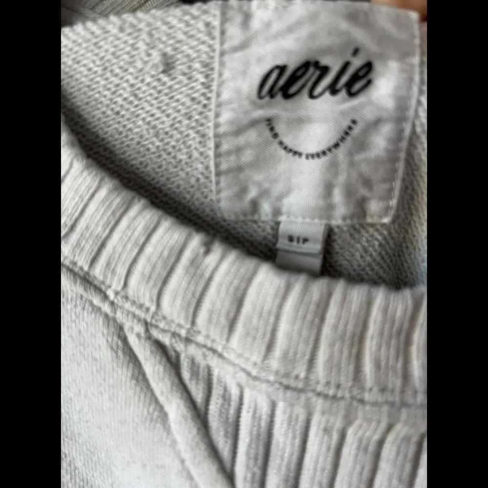 Aerie Cozy Crew Neck Sweatshirt size S/P - Image 4