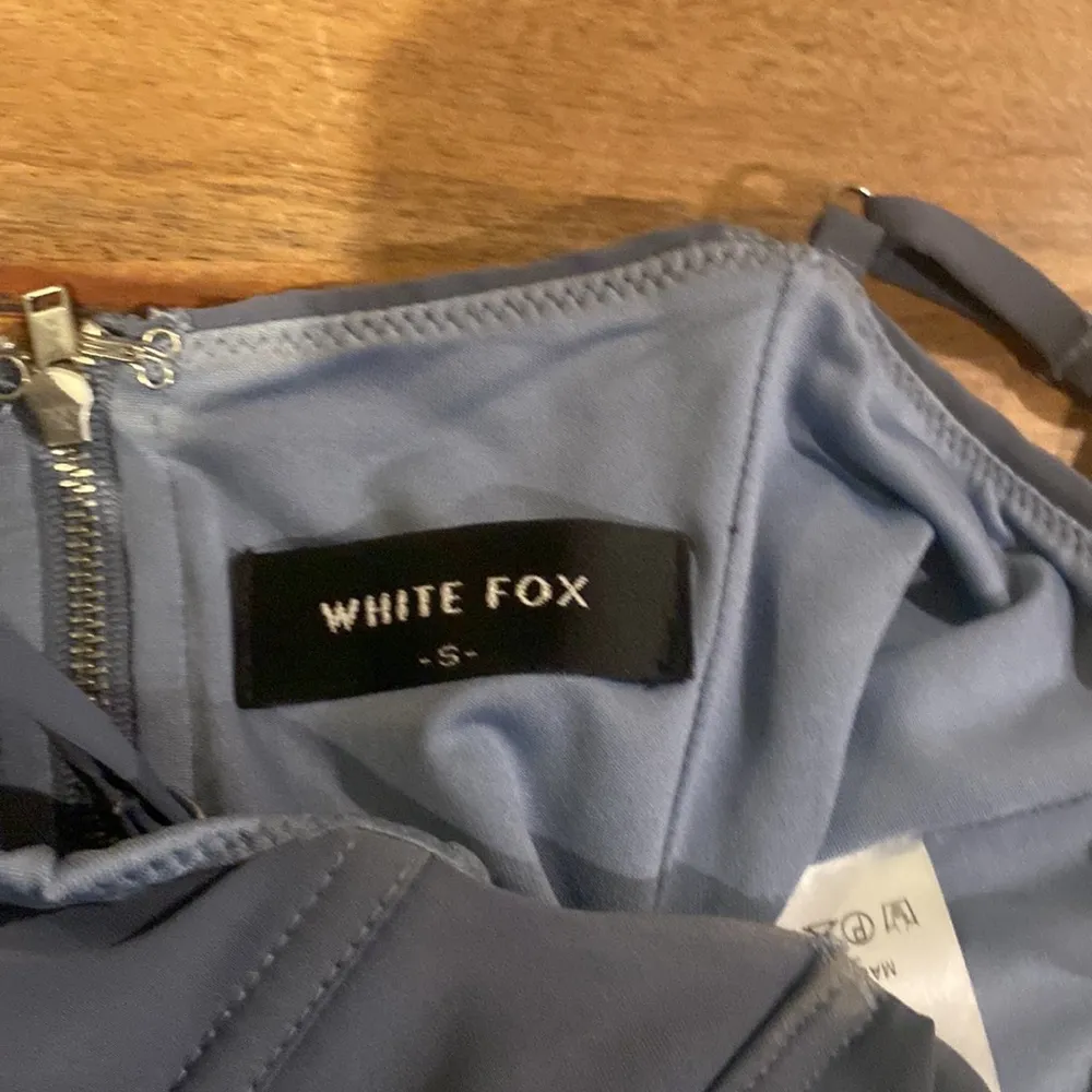 Gray Classic Scoop Neck Top - Image 4