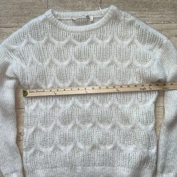 Soft Surroundings White Silver Thread Cable Knit Long Sleeve Sweater‎ Size L - Image 3