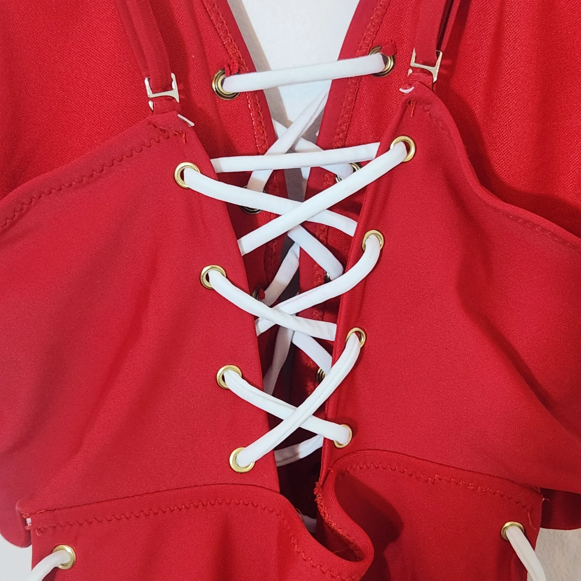 Yira Red Lace - Image 5