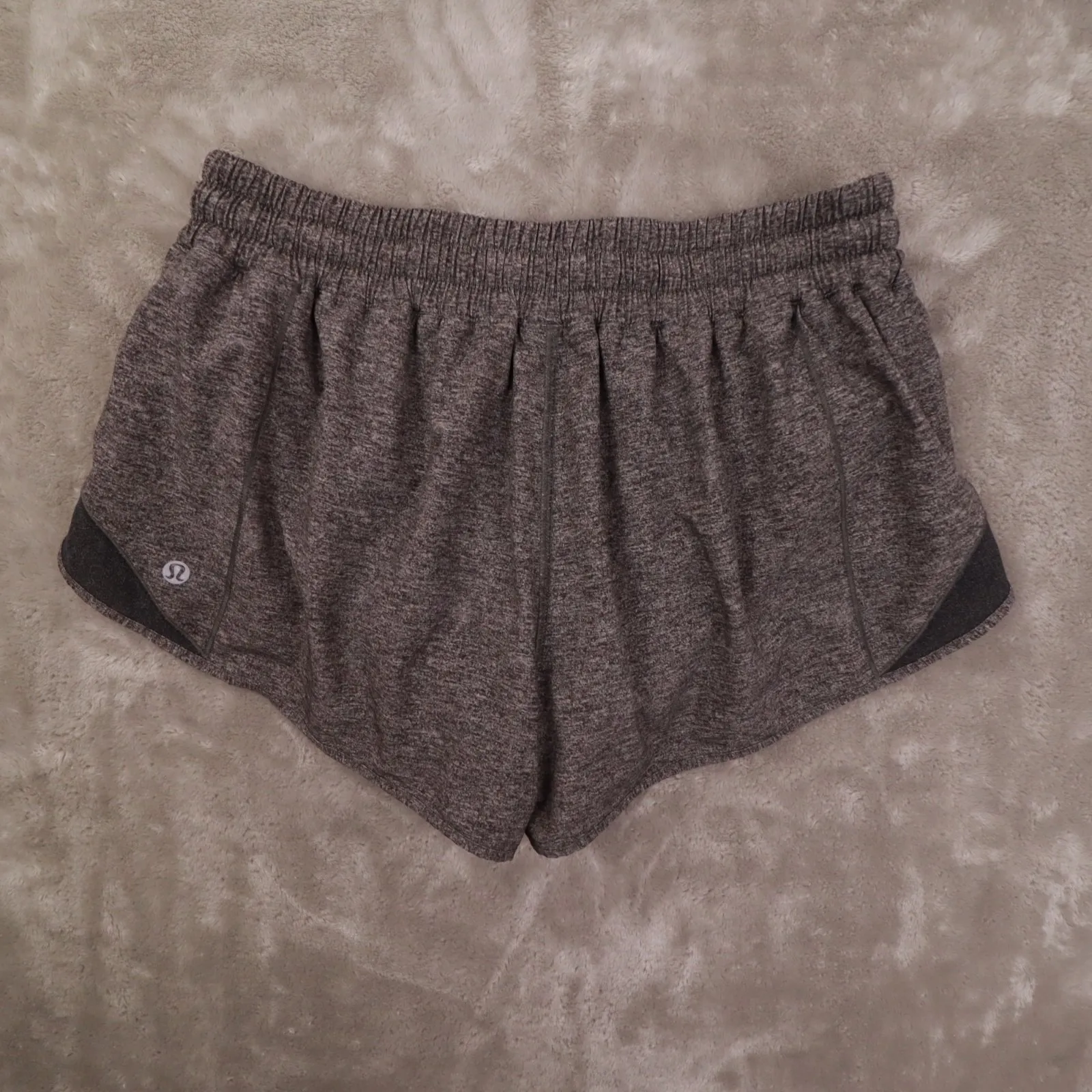lululemon Grey Hottie Hot Shorts Women's 10 LW7AJTRP Running Gym Training - Image 2
