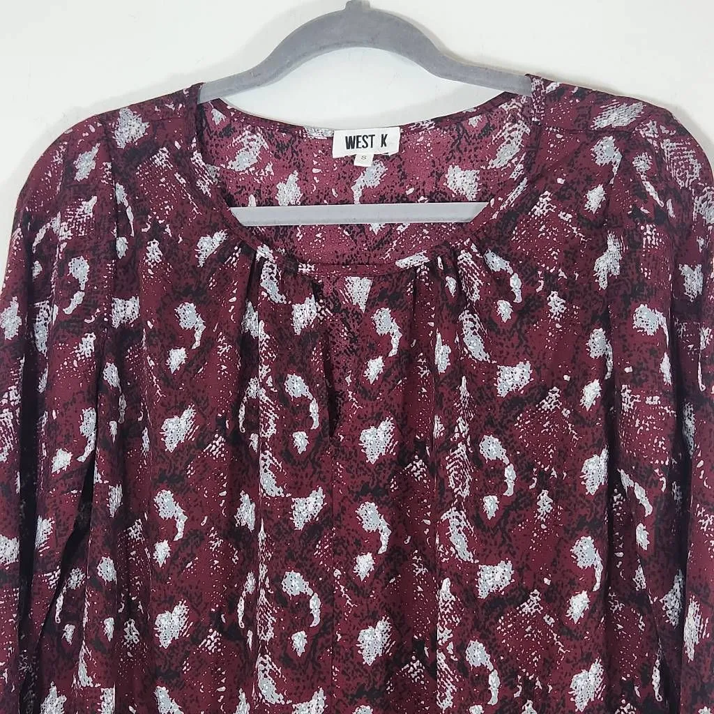 West K Oxblood Snakeskin Print Blouse Size Small NWOT Burgundy Snakeskin Top Red - Image 2