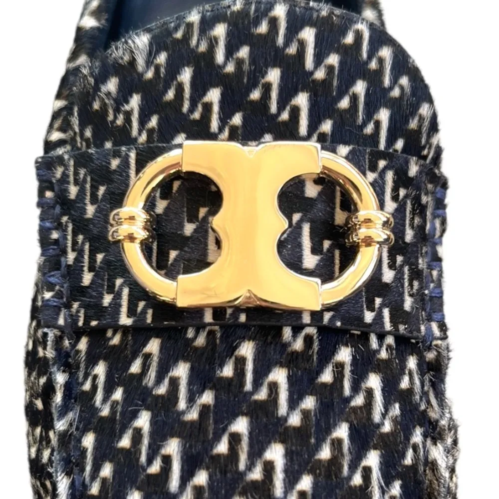 EUC Tory Burch Leather / Calf Hair Gemini Link Driving Loafers Size 6 - Image 3