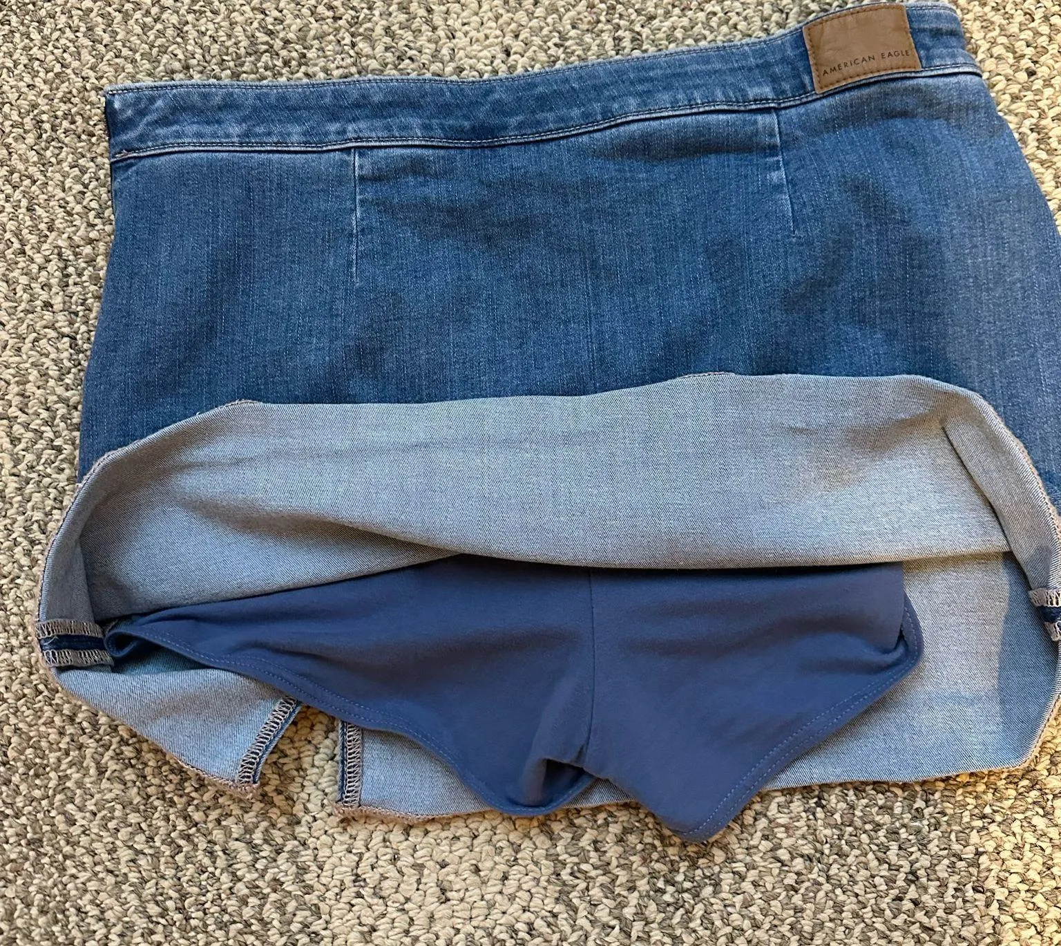 Women’s 12 American Eagle Jean skirt  - Image 5