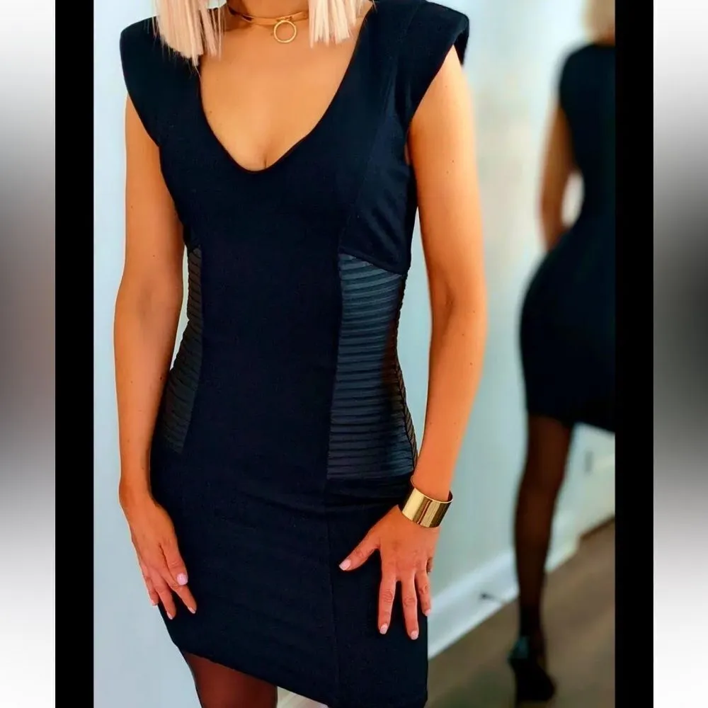 ✨ BEBE Mixed Fabric V Neck Dress✨ - Image 8