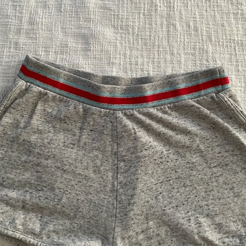 Joe Boxer  Light Gray Fabric Shorts - Size Medium - Image 3