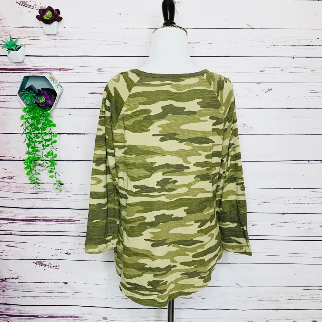 Lucky Brand Green Camouflage 3/4 Sleeve T-Shirt Casual Top Women’s Size Small - Image 6