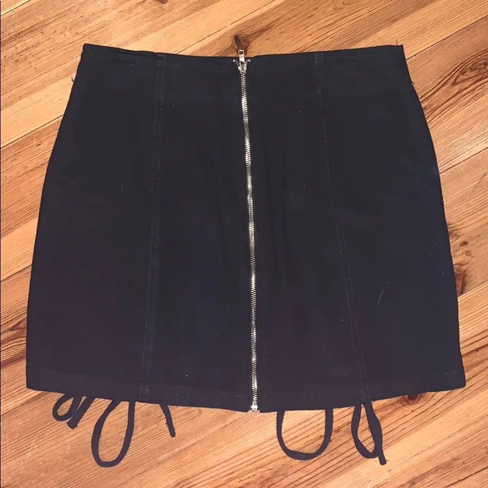 Honey Punch Black Lace Up Mini Skirt - Image 2