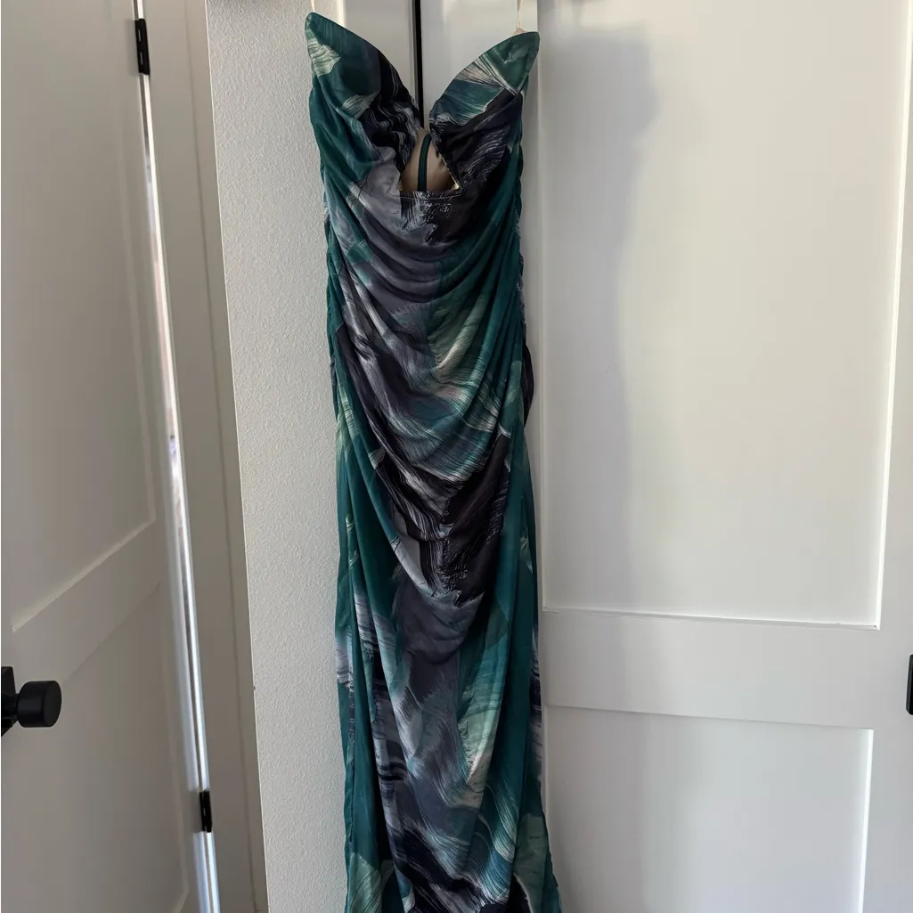 12th Tribe Strapless Teal and Navy Dress - Image 2