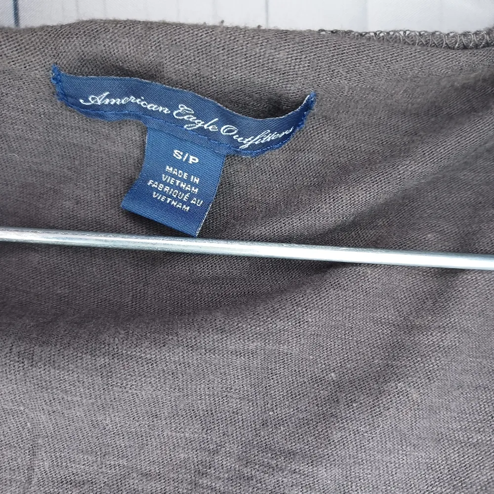 American Eagle Outfitters open front long sleeve shirt - Image 4