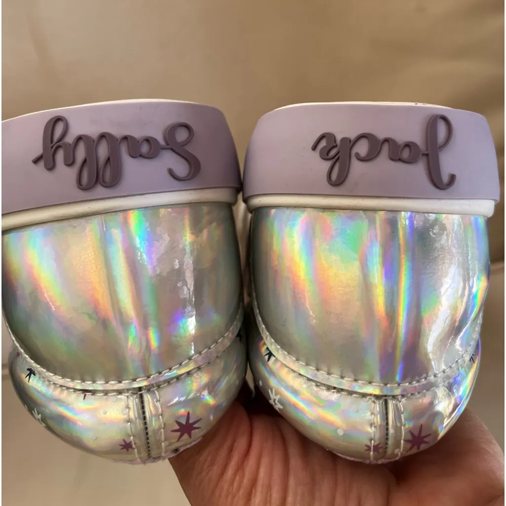 Disney Low top Sneakers. Size #8 - Image 2